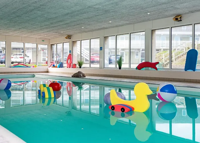 6 People House In Ringkøbing